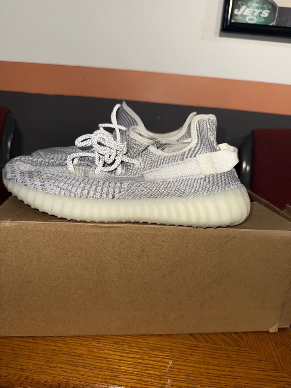 adidas Yeezy Boost 350 - Picture 3 of 7